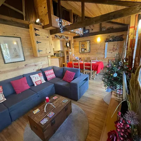 Le Doux Si, Large Self-contained Apartment, 2km From Doucy-combelouvière&close To Valmorel